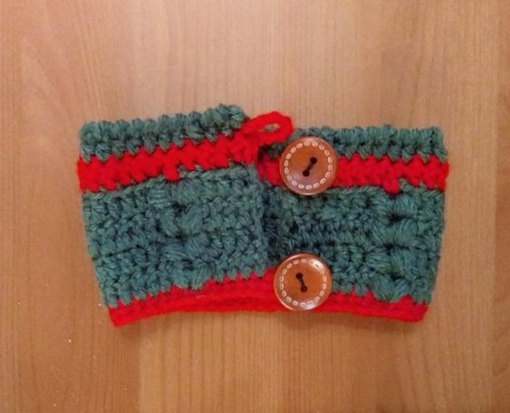 Create Your Own Crochet Christmas Mug Cosies This Holiday Season Create Your Own Crochet Christmas Mug Cosies This Holiday Season