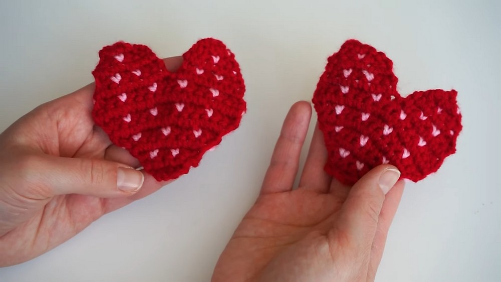 Create a Beautiful Crochet Heart Keychain &amp; Bag Charm - Step-by-Step Guide