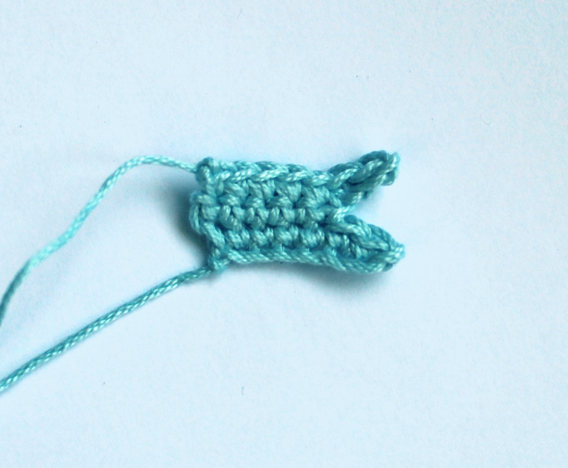 How to Crochet a Charming Bookmark Ship: A Step-by-Step Guide with Images