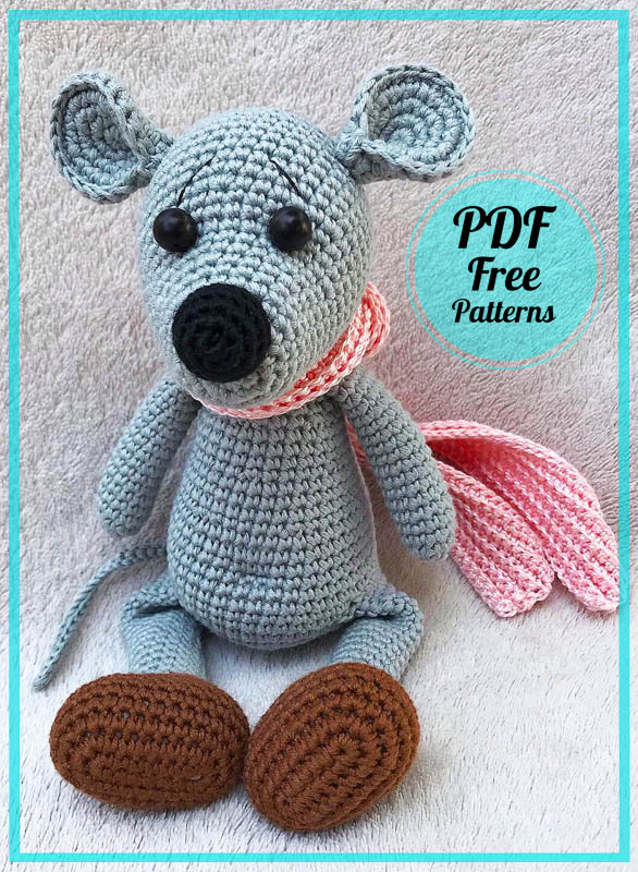 Create Your Own Adorable Amigurumi Crochet Mouse with Scarf - A Fun Project for All Skill Levels