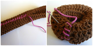 Create a Perfect Bun with the Crochet Pink Bun Shaper – A Stylish Hair Accessory
