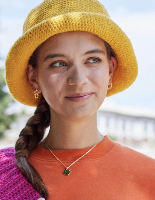 Discover the Exquisite Bright Bucket Hat: A Crochet Masterpiece for Stylish Sun Protection Discover the Exquisite Bright Bucket Hat: A Crochet Masterpiece for Stylish Sun Protection