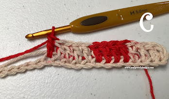 Create Your Own Crochet Checked Hot Pad / Pot Holder: A Stylish and Functional Kitchen Essential