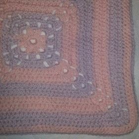 Create the Beautiful Crochet Noelle Joy Blanket to Brighten Your Home