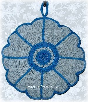 Create a Whimsical Daisy Potholder with This Crocheting Guide Create a Whimsical Daisy Potholder with This Crocheting Guide