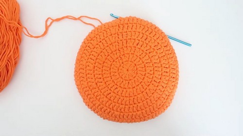 Create Your Own Crochet Ruffle Mesh Hat: A Fun and Stylish Accessory