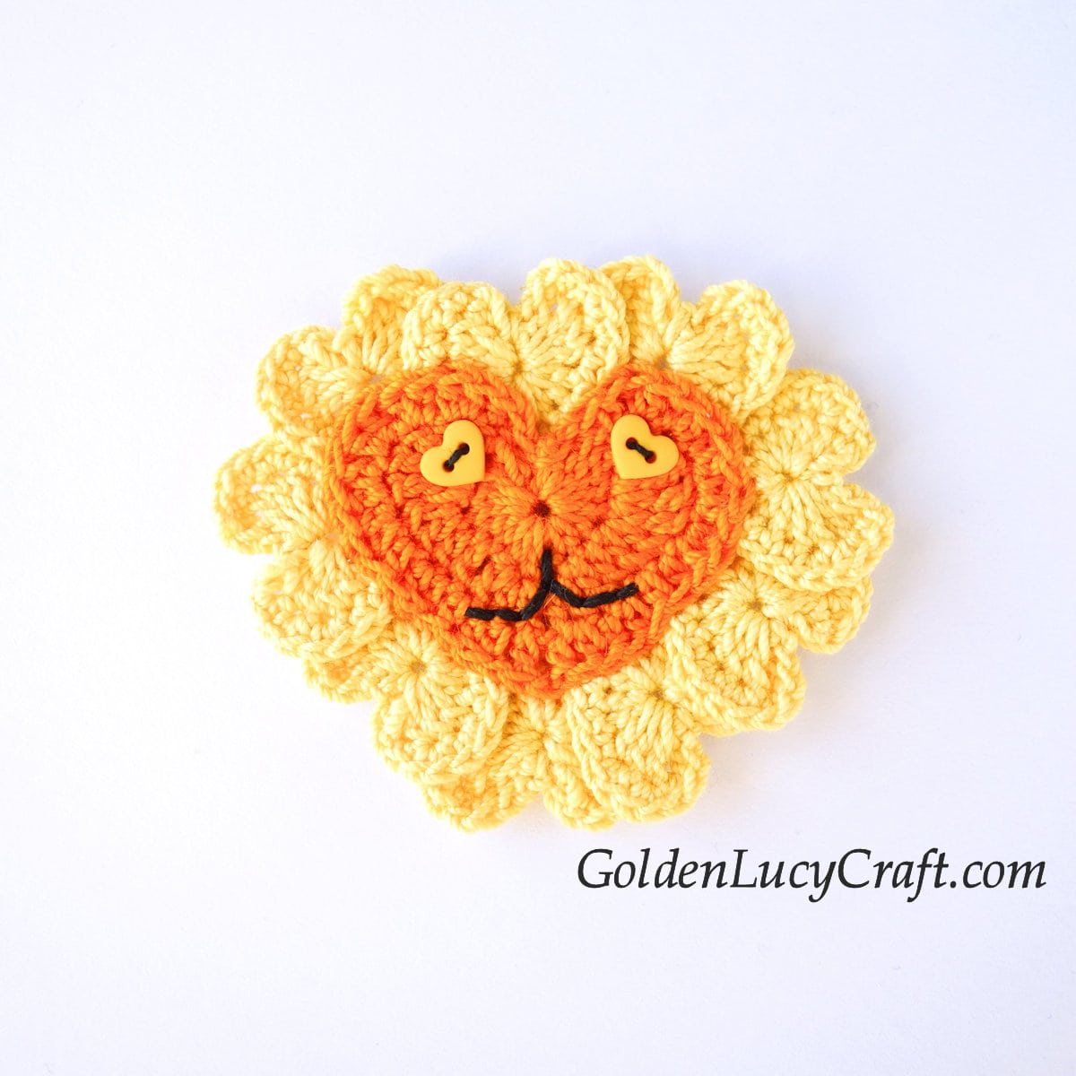 Adorable Crochet Lion Applique With Heart-Shaped Mane Tutorial