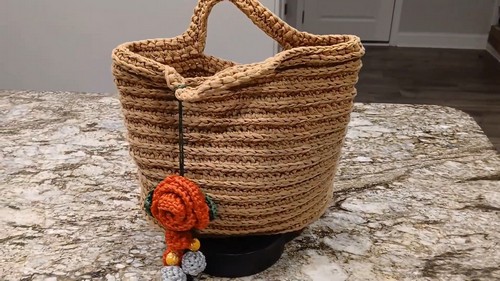 How to Make Your Own Stylish Crochet Tote Bag: A Complete Guide