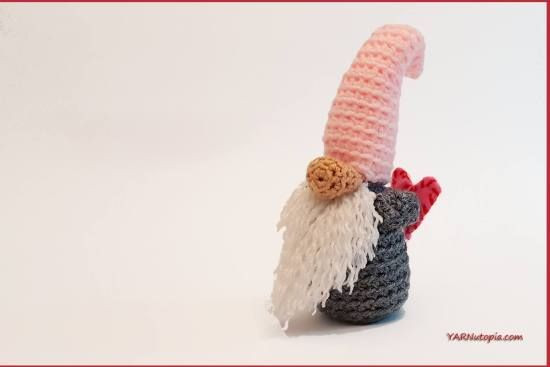 Create Your Own Adorable Crochet Gnome Amigurumi with Our Detailed Guide