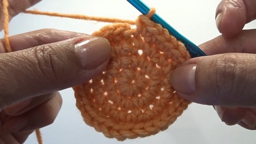 Create Your Own Trendy Crochet Bucket Hat: DIY Guide for Fashionable Accessory