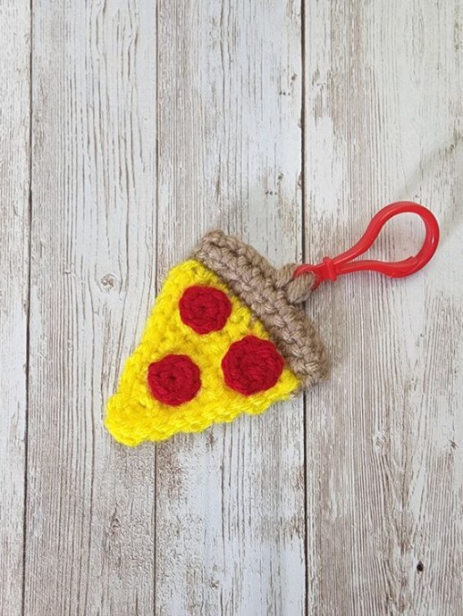 Crochet Pizza Slice Keychain