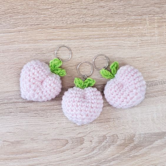 Create Your Own Crochet Peach Amigurumi: A Fun and Charming DIY Guide Create Your Own Crochet Peach Amigurumi: A Fun and Charming DIY Guide