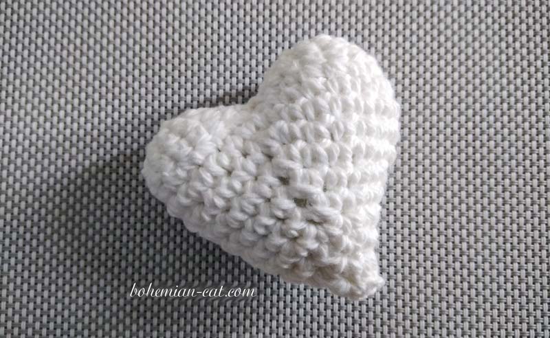 Create Your Own Enchanting Crochet Unicorn Keychain – A Whimsical DIY Guide