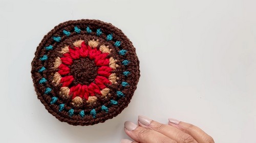 Create Beautiful Crochet Mandala Coasters for Home Decor and Gifts