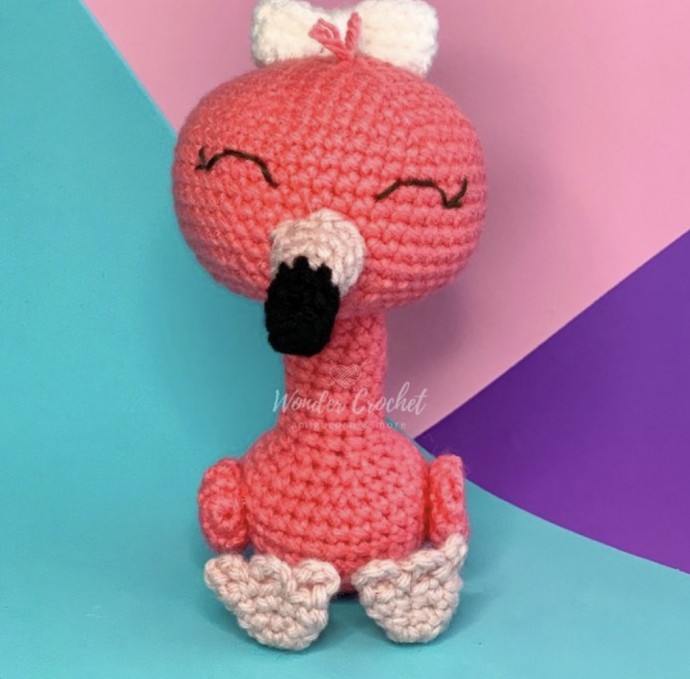 Hannah the Flamingo Amigurumi