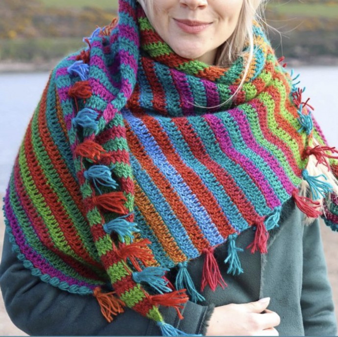 Discover the Perfect Wild Teasel Triangle Shawl for Your Wardrobe Discover the Perfect Wild Teasel Triangle Shawl for Your Wardrobe