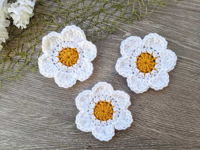 Create a Beautiful 6 Petal Daisy Flower with Crochet: Step-by-Step Guide