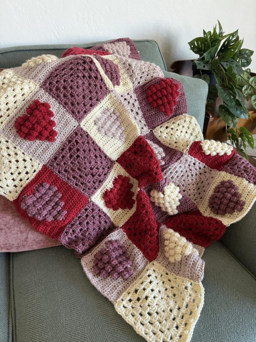 Create a Cozy Crochet Bobble Hearts Blanket – Perfect for Gifts and Home Décor Create a Cozy Crochet Bobble Hearts Blanket – Perfect for Gifts and Home Décor