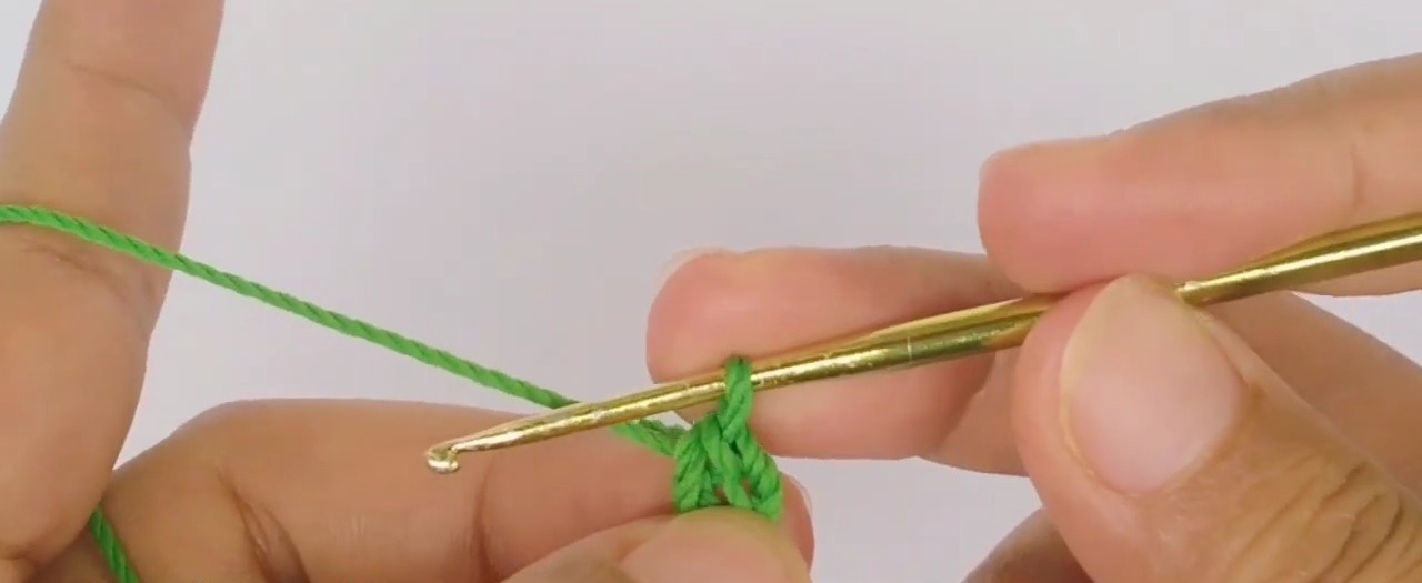 Crochet Handmade Leaf: A Step-by-Step Guide to Creating Nature-Inspired Art