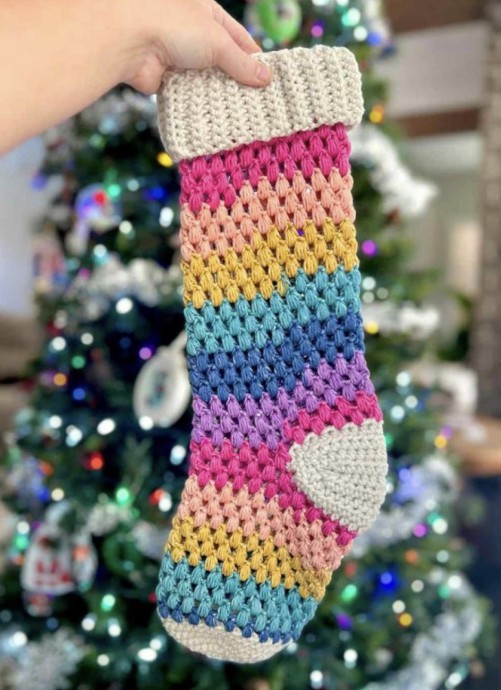 Crochet Christmas Puff Stitch Stockings