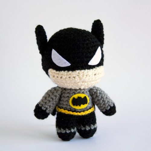 Create Your Own Adorable Crochet Batman Figures - A Detailed Guide with Materials and Instructions