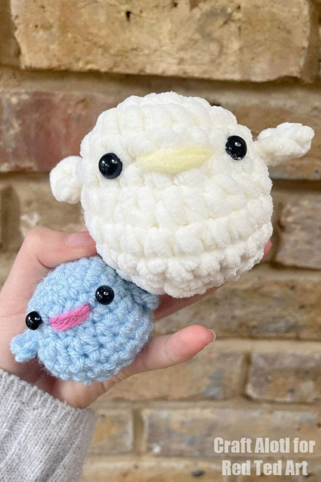 Step-by-Step Guide to Crocheting an Adorable Little Bird - Supplies, Abbreviations, and Free Pattern