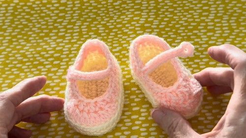 Crafting Adorable Crochet Baby Shoes: A Complete Guide for Cozy Style