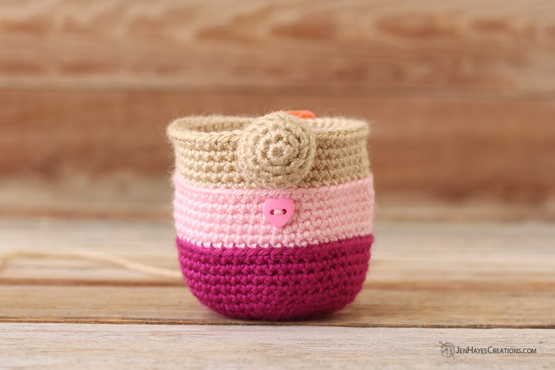 Create Your Own Crochet Girl Gnome: A Step-by-Step Guide for Crafting Adorable Yarn Creations