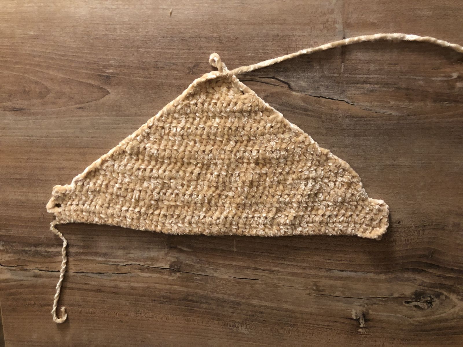 Create Adorable Crochet Baby Scarves: A Step-by-Step Guide to Keep Your Little Ones Stylish and Warm