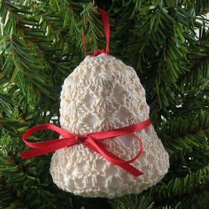 Create Enchanting Crochet Bell Ornaments for the Holiday Season - A Fun and Easy Project