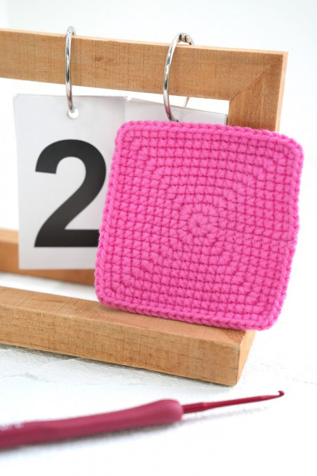 A Comprehensive Guide to Creating Beautiful Single Color Granny Squares in Crochet