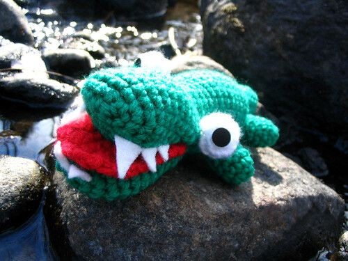 Create Your Own Crochet Baby Alligator: A Fun and Adorable Crafting Project