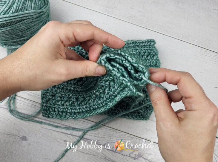 Create a Charming Crochet Lily Twist Headband: Your Guide to Stylish Accessory Making