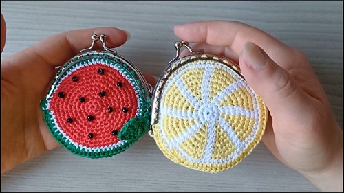Create Adorable Crochet Coin Purses: A Complete Guide with Patterns and Instructions