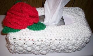 Elegant Crochet Red Roses Bath Set Tissue Box Cover for a Charming Bathroom Decor Elegant Crochet Red Roses Bath Set Tissue Box Cover for a Charming Bathroom Decor