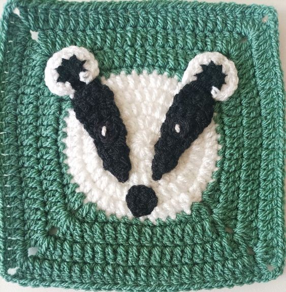 Adorable Crochet Badger Granny Squares: A Fun DIY Guide to Whimsical Crafts Adorable Crochet Badger Granny Squares: A Fun DIY Guide to Whimsical Crafts