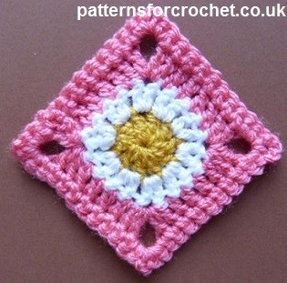 Crafting Beautiful Granny Squares: A Step-By-Step Guide to Crocheting Unique Pieces