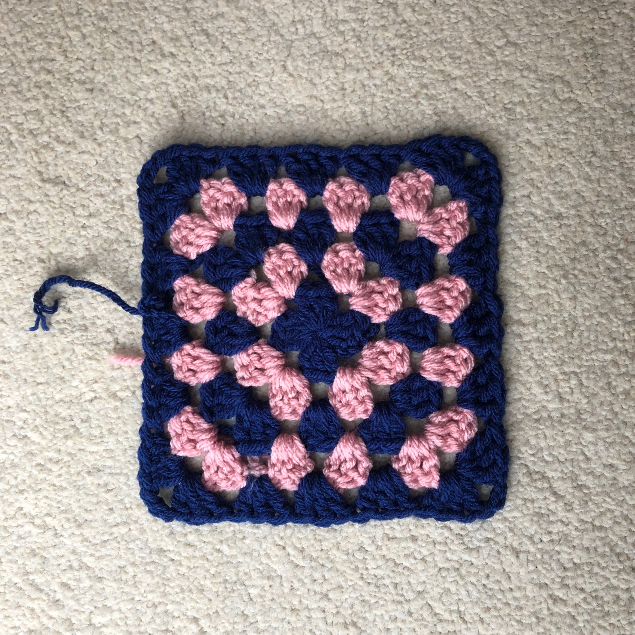 Crafting a Cozy Crochet Granny Square Scarf: A Step-by-Step Guide for All Skill Levels