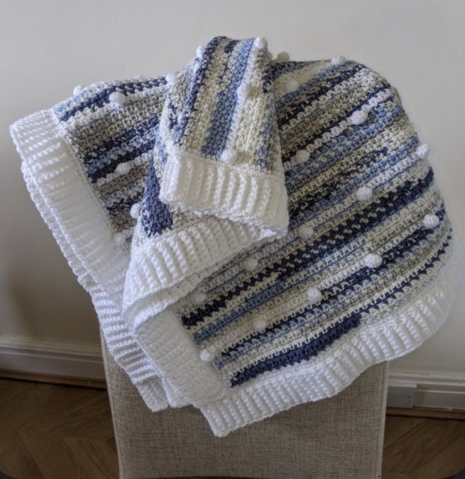 Create a Cozy and Aesthetic Bobbles Baby Blanket with This Crochet Pattern Create a Cozy and Aesthetic Bobbles Baby Blanket with This Crochet Pattern