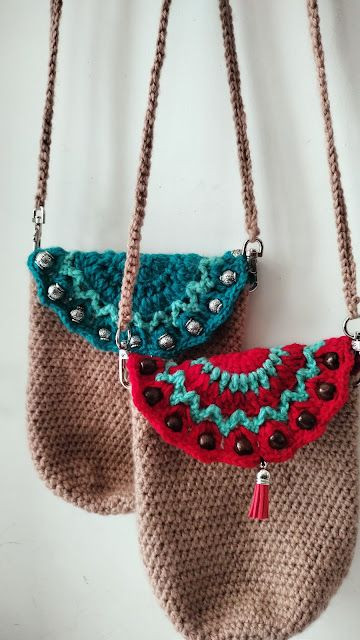 Crochet Cross Body Bag with Beads