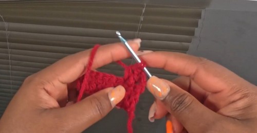 Create Trendy Crochet Stylish Shorts for a Boho Summer Look