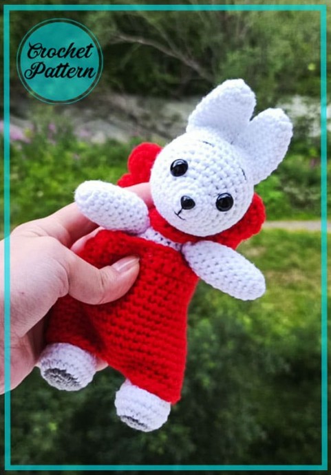 Crochet Little White Bunny Amigurumi
