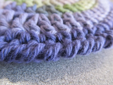 Create Charming Circular Potholders with Crochet: Easy DIY Patterns and Tips