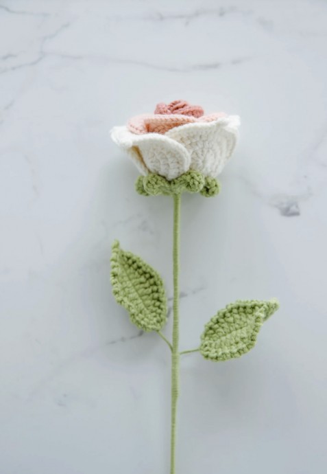 Crochet Thai Rose (Free Pattern)