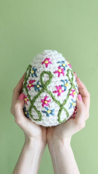 Create Adorable Crochet Easter Eggs to Celebrate This Festive Season