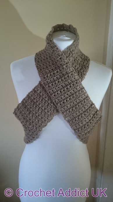 Crochet Fingers Crossed Infinity Scarf