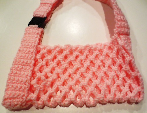 Discover the Elegance and Comfort of Our Crocheted Arm Sling for Recovery