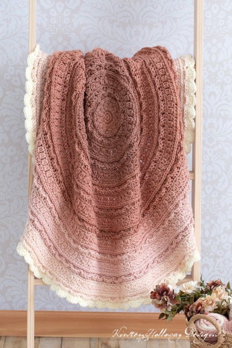Crochet Layer Cake Round Baby Blanket