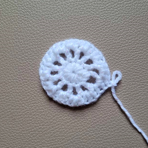Create Beautiful Crochet Snowflakes: A Winter Craft Guide for Everyone