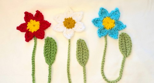 Crochet Flower Bookmark